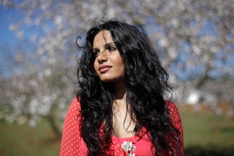 sabatina_james_lookup2